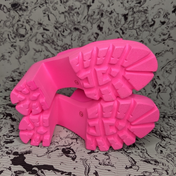 Neon pink slip on platform sandals. - Picture 2 of 4